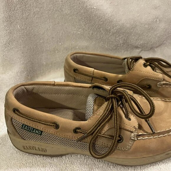 🐻Size 7.5 - Eastland - Tan Loafers - Picture 7 of 7